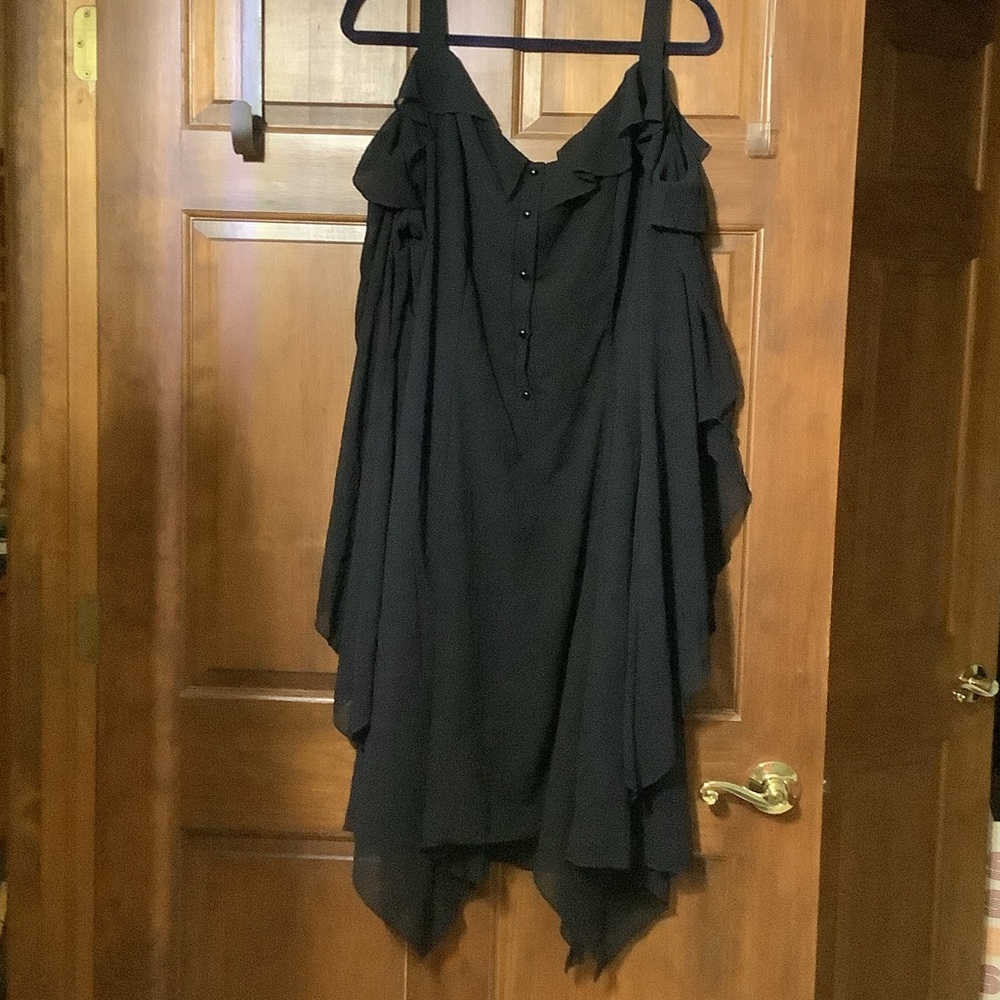 Black Ruffled Sleeveless Dress